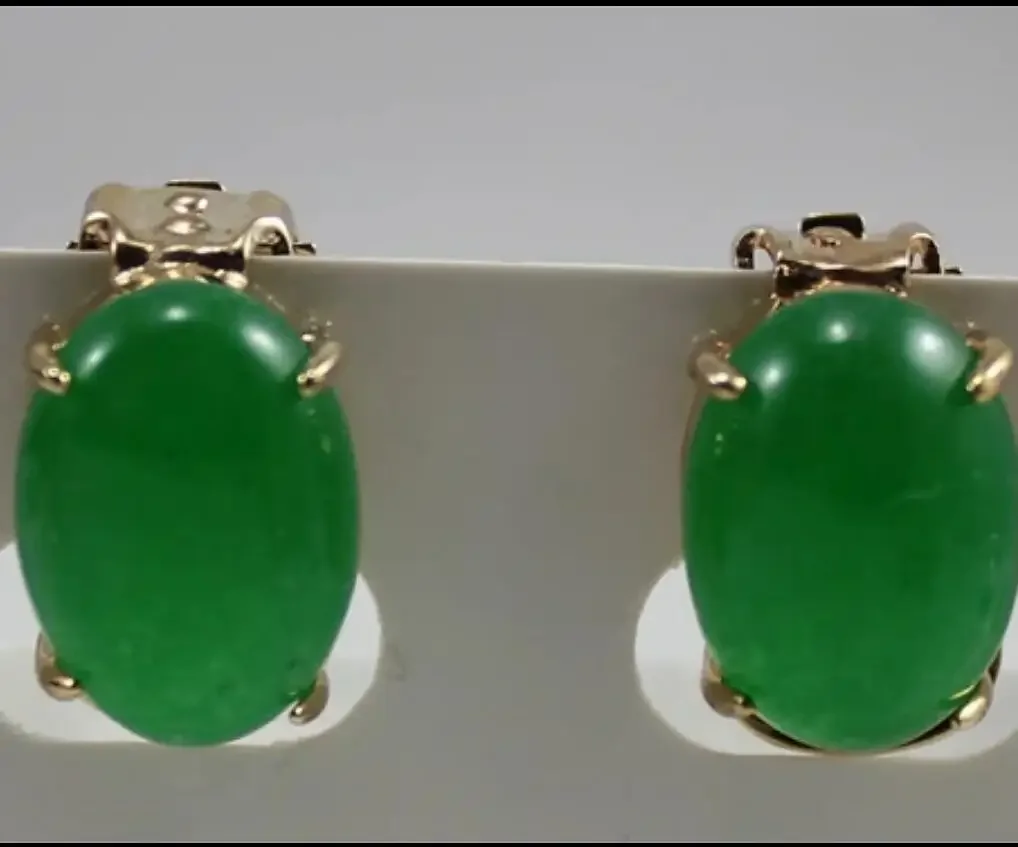 

Fashion metal gold plated green Malay jade egg Earrings