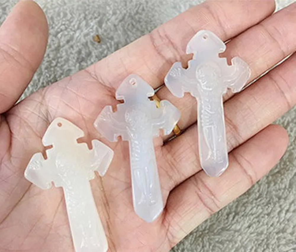 Asian Nateral White Agate Pure Hand Polished Carving Cross Crucifix Pendant