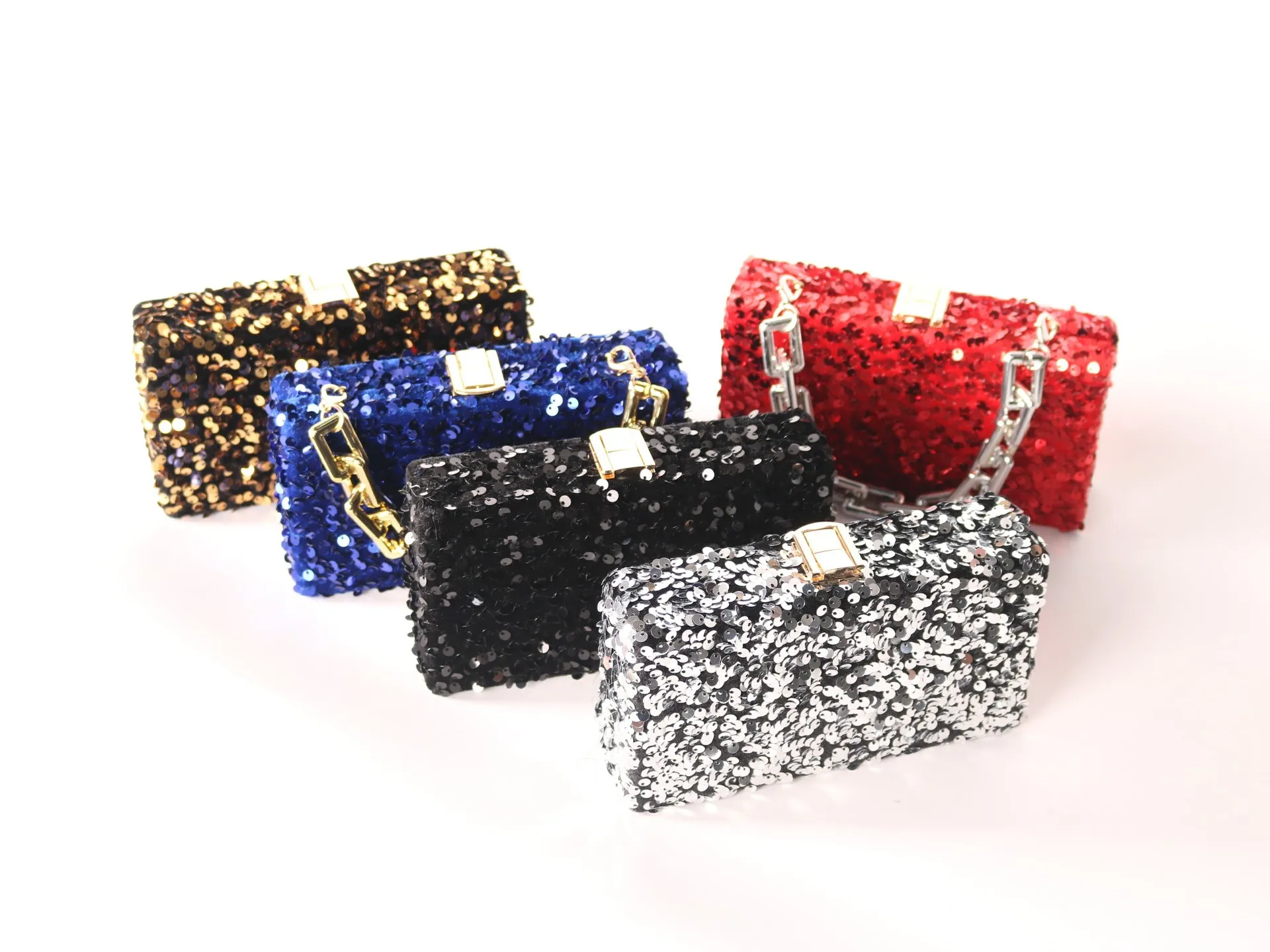 

Sequined Fashion Temperament Cool Single Shoulder Oblique Span Exquisite Dinner Bag Luxury Evening Purse For Women Clutch Purses