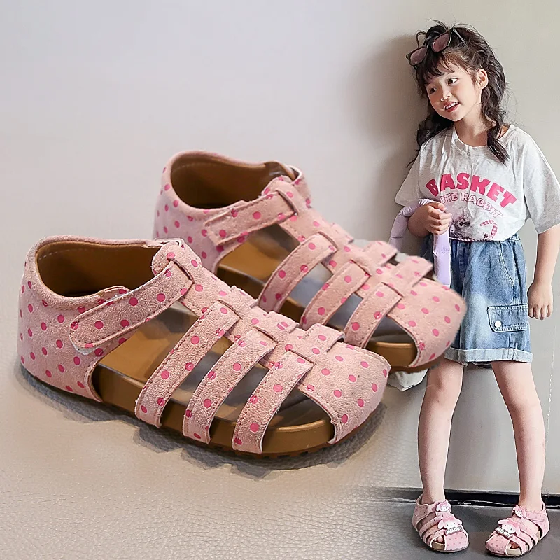 

Модные детские сандалии, новинка лета 2024, римские сандалии в горошек для девочек, детские повседневные сандалии принцессы с дышащей мягкой подошвой