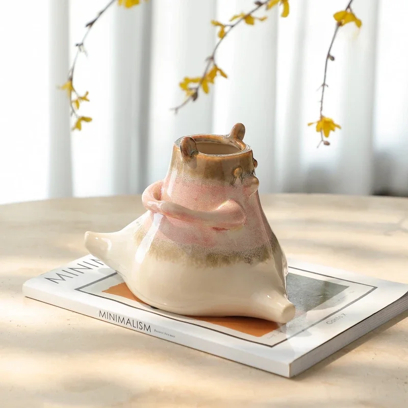 Creative Cartoon Hugging Bear Ceramic Vase Nordic Style Home Decoration Living Room Children's Room table fun decorative items