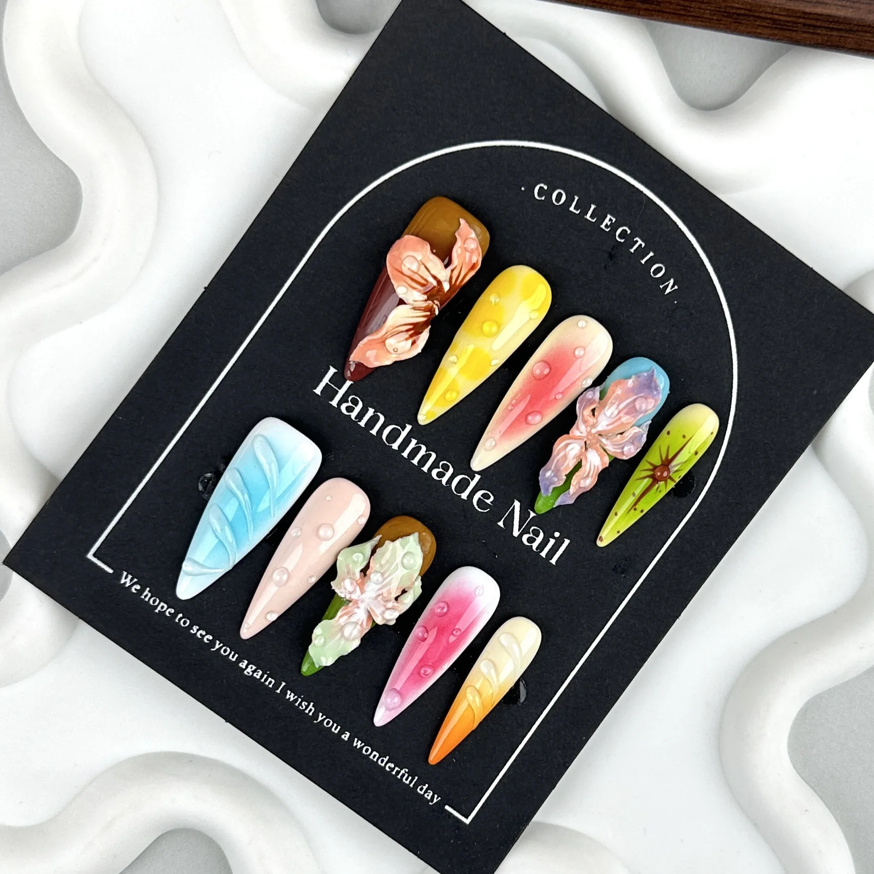 10pcs Handmade Press on Nails Punk Purple Long Almond Fake Nails Wearable European Spicy Girl 3D Carved Flowers False Nails