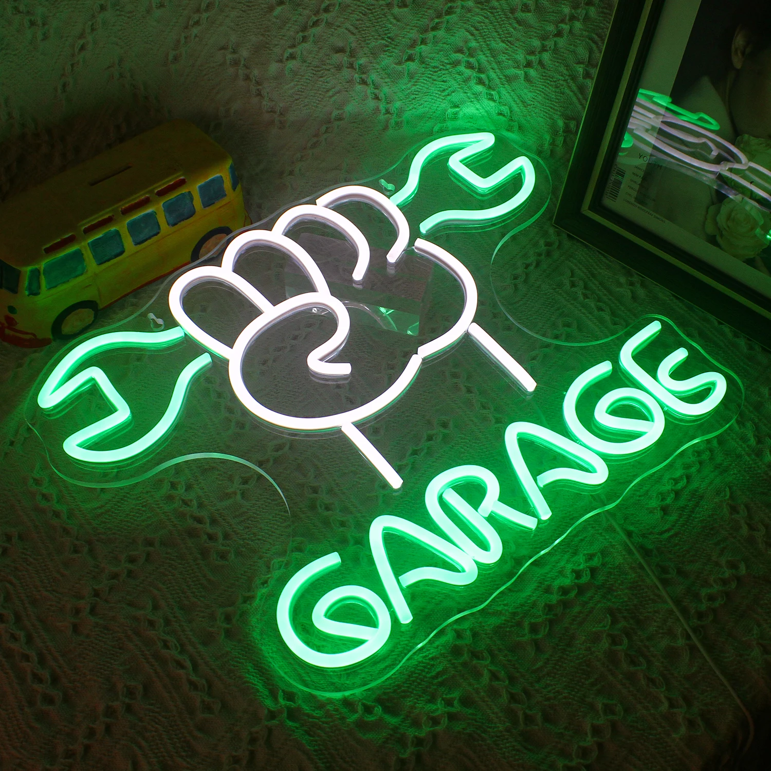 Garage Neon Sign Green White LED Neon Light Up Signs for Wall Decor USB Powered for Man Cave Garage Door Auto Repair Shop Neon