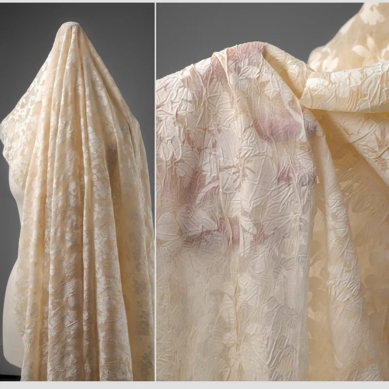 

Half-transparent dark peach-colored polyester fabric pleated printed half-length skirt coat clothing designer fabric