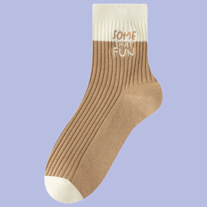 5/10 Paar neue Ins trend ige atmungsaktive lange Socken vertikale Streifen Farbe passend Frauen Herbst und Winter Mittel rohr Casual Socken