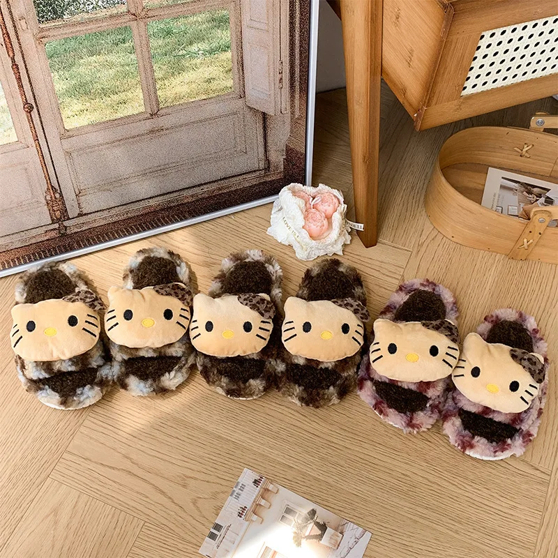 شباشب للأطفال أحذية منزلية كارتونية هالو كيتي أحذية شتوية مفتوحة من الأمام للفتيات أحذية دافئة مضادة للانزلاق باللون البني والأزرق مقاس 26-37
