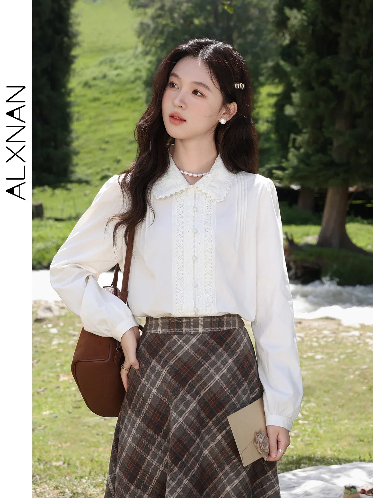 

ALXNAN Women's Elegant Shirts Embroidery Hook Floral Lapel Collar Long Sleeve Single Breasted 2024 Fall Lady Casual Tops L39312