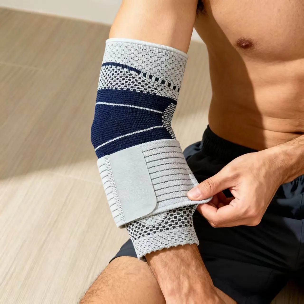 

Tennis Golf Elbow Brace Elbow Support Protector with Inner GEL Pads Arm Compression Sleeve Basketball Volleyball Sports