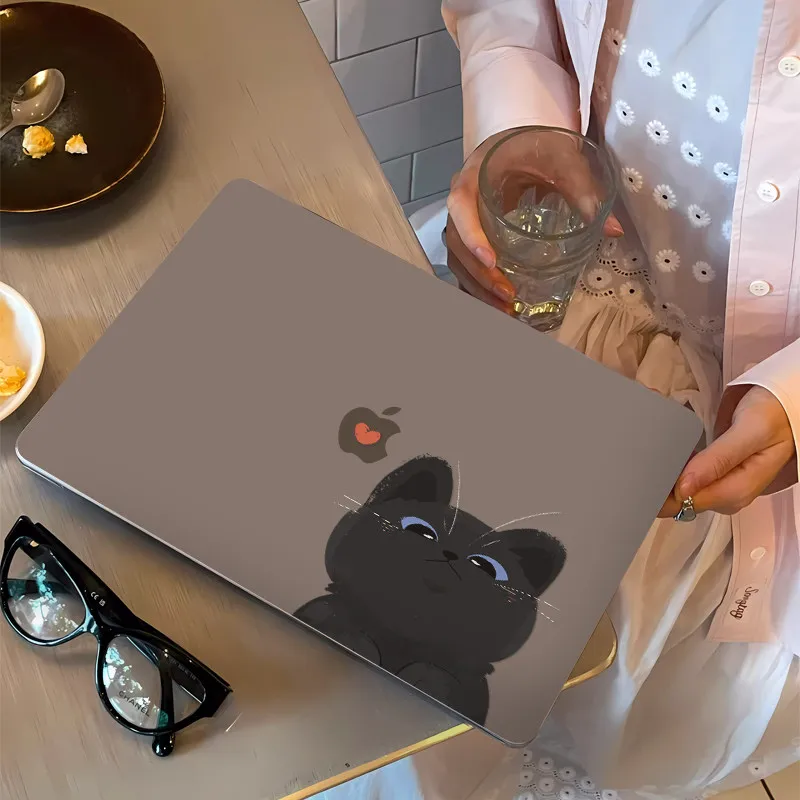 Cartoon Like Little Bear Case for Macbook Air 13.6 M5 M1 Pro 14 M4 Air 15.3 13 M3 15 M2 Mac Cover A3113 A2681 A2442 A2941 PC