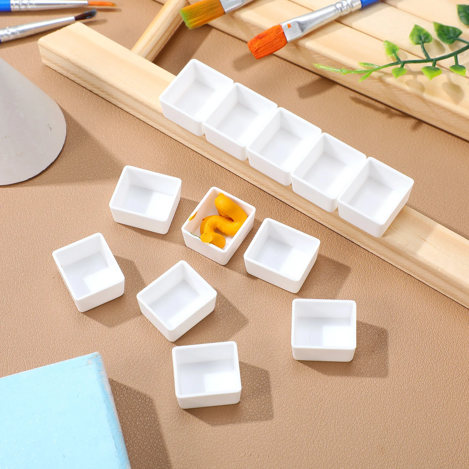50Pcs Watercolor Paint Pans Plastic Empty Half Pans Sturdy Portable Refillable Watercolor Palette for Beginners Professionals