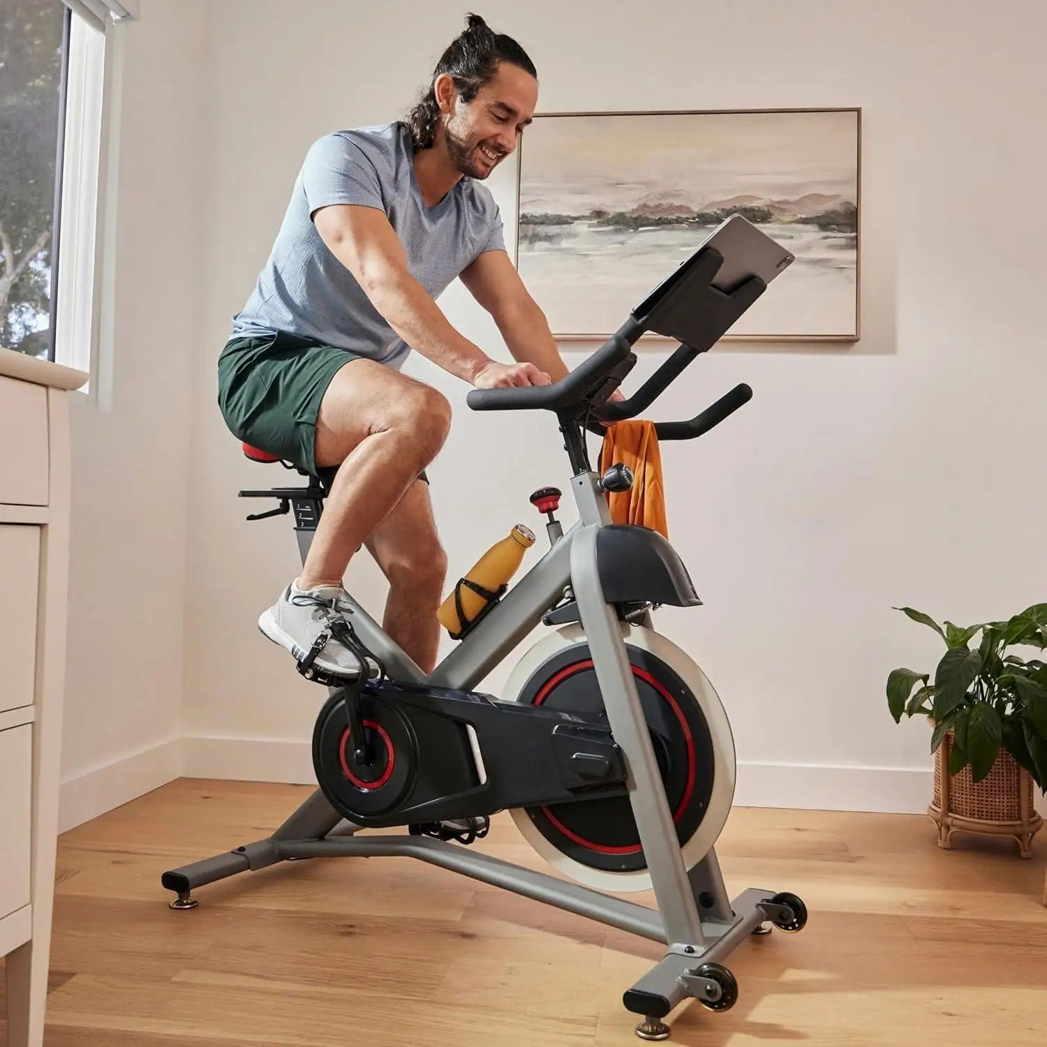 سلسلة دراجات W-Fitness IC الداخلية لركوب الدراجات - مقعد على شكل سباق مهواة قابل للتعديل بالكامل - لياقة داخلية - دراجة تمرين
