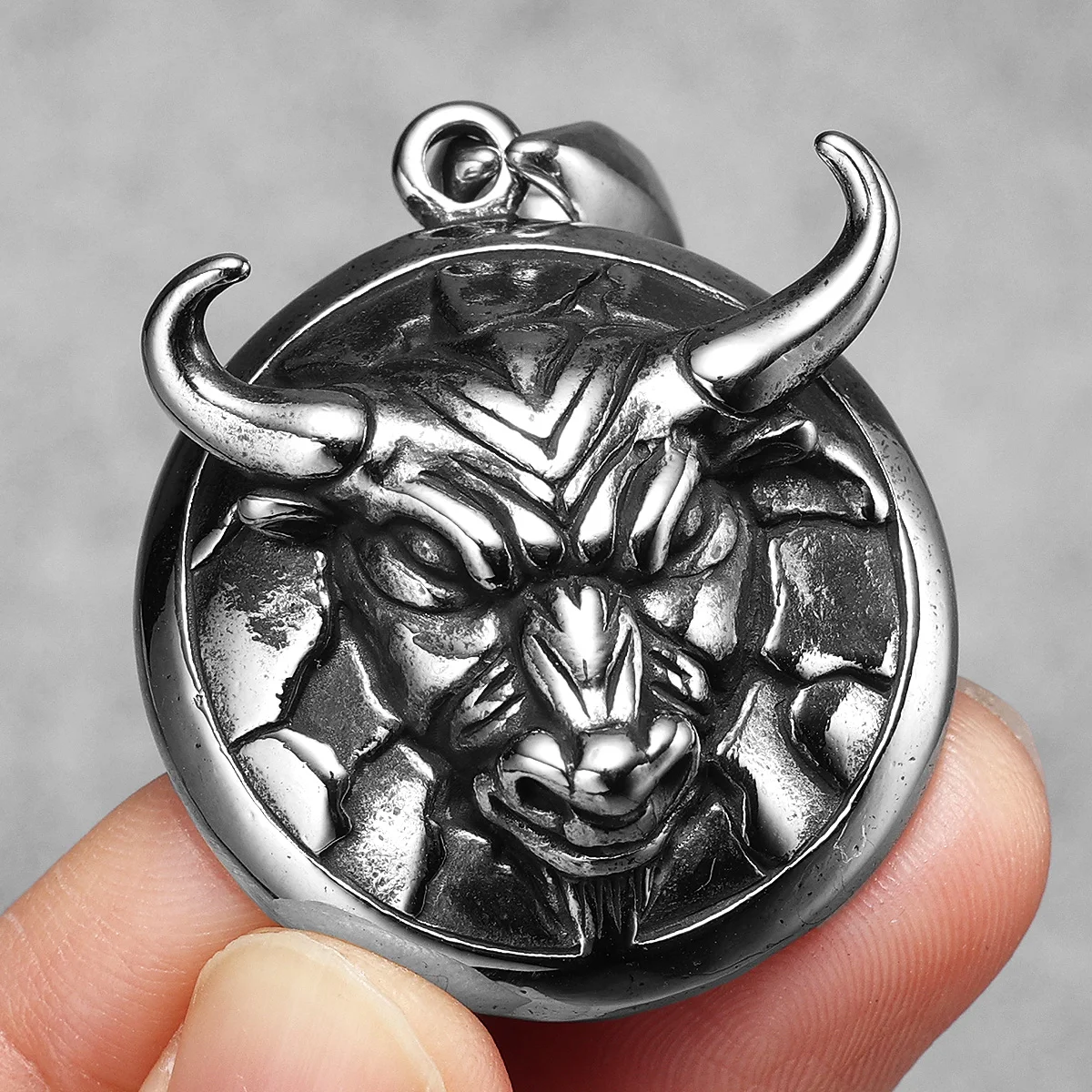 Cattle Bull Head Men's Stainless Steel Pendant Necklace Fitness GYM Strength Symbol Animall Punk Jewelry Gift Wholesale view 3