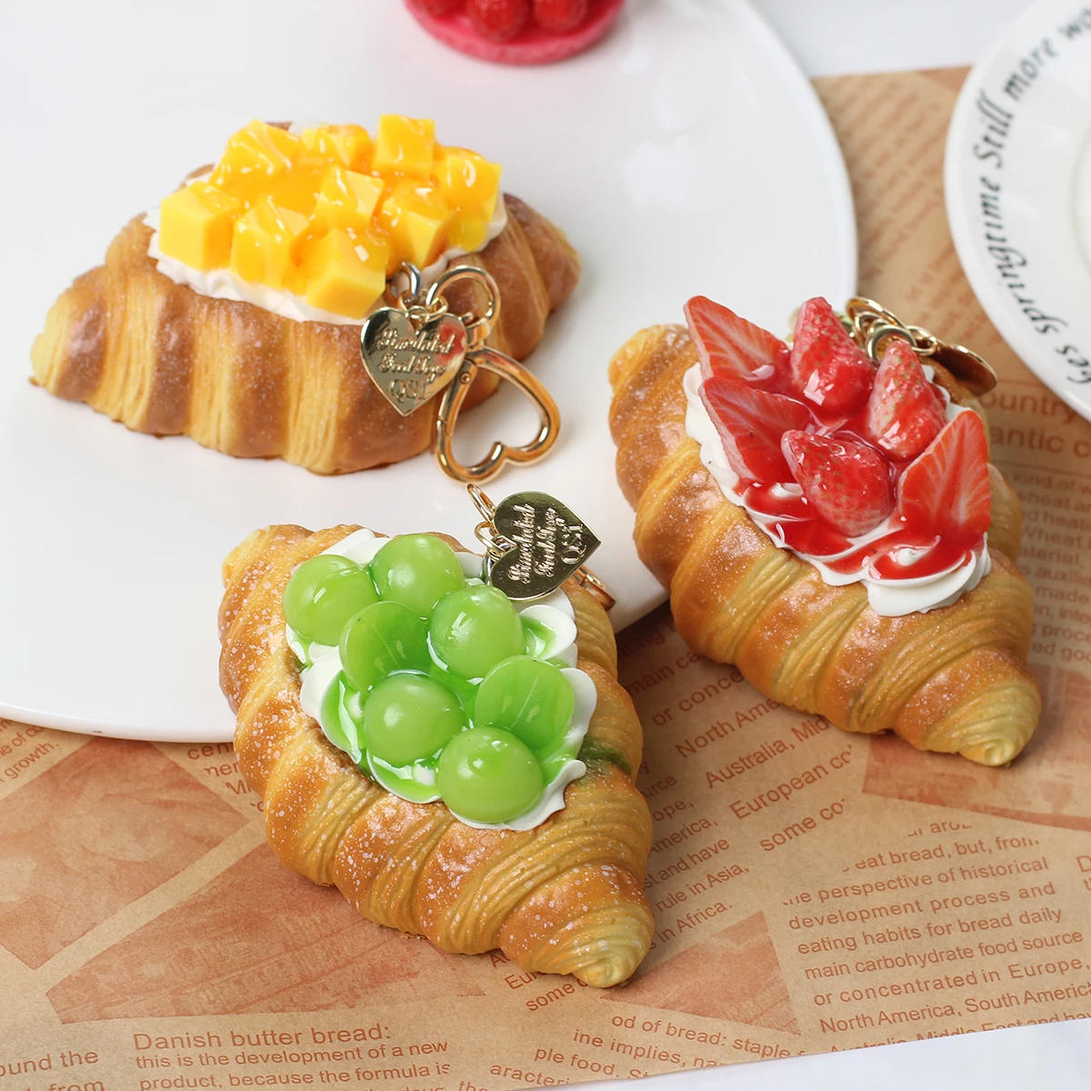 1PCS Simulated Fruit Songsong Fruit Tart Keychain Party Gift Best Friend Keychain