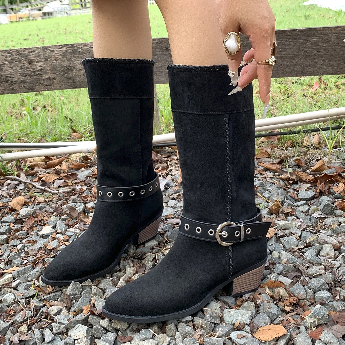 

Women's Boots 2025 Autumn Belt Buckle Suede Western Boots Pointed Tip Pull-on Tubular Boots New Fashionable Large Size Knee-high