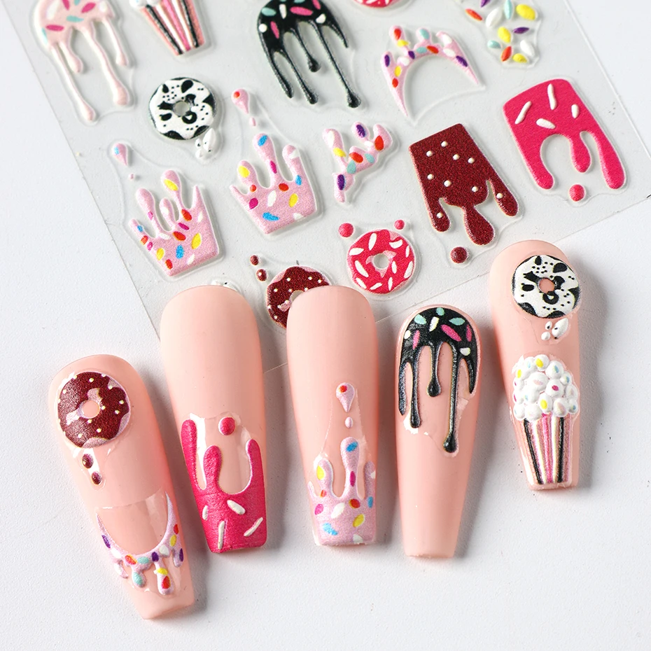 Adesivi per unghie gelato in rilievo 5D Simpatico cartone animato Ciambella Biscotto Torta Disegni Cibo estivo Nail Art Cursori adesivi Decalcomanie Decor