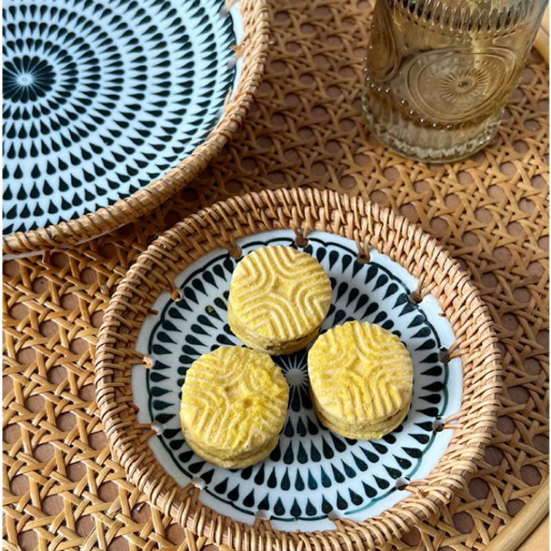 Nordic Luxury Tableware Woven Rattan Snack Tray Ceramic Fruit and Cake Platter Stylish Home Decor for Photography/Dining Storage