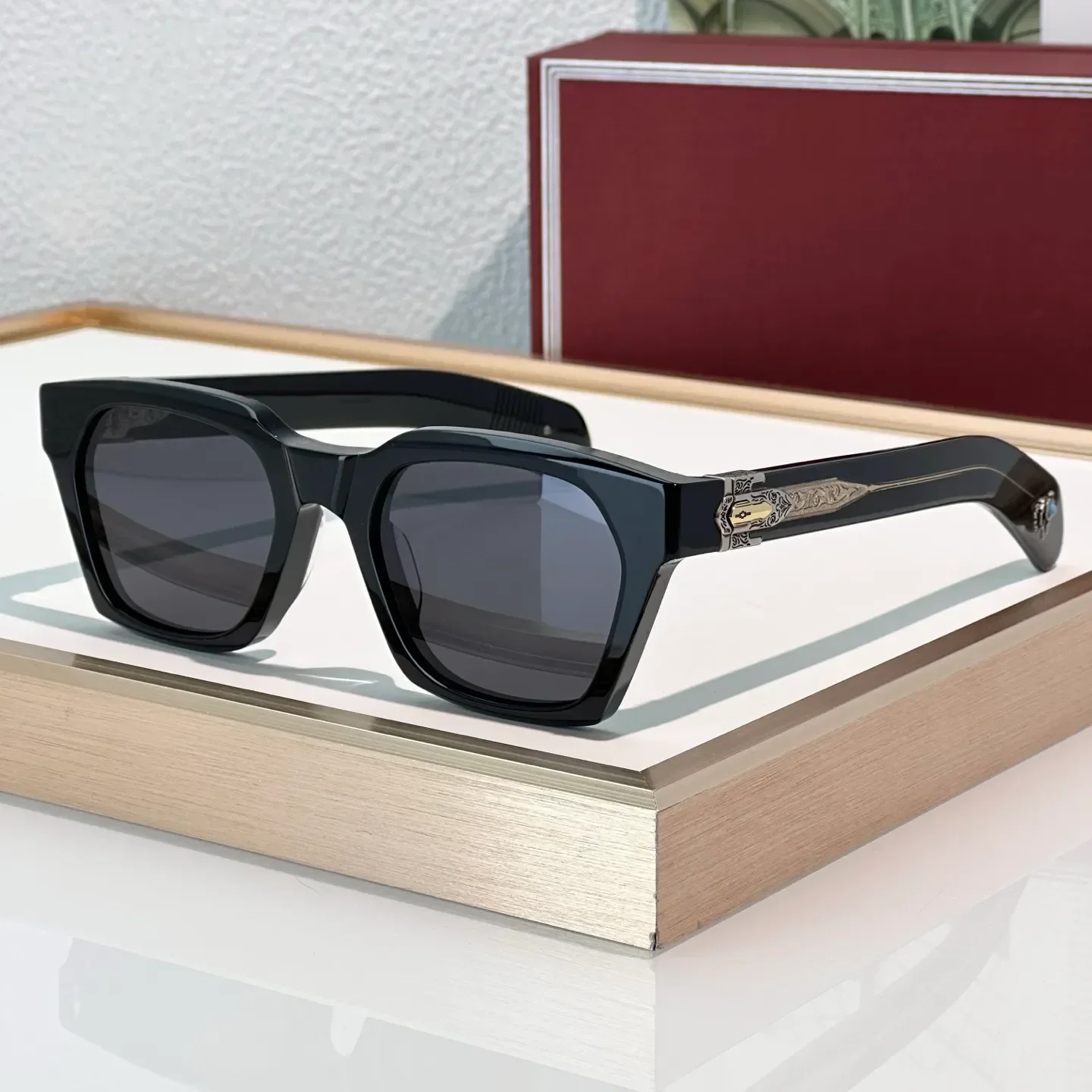 Fashion STERETT Sunglasses For Women and Men Anti-Ultraviolet Retro Plate Full Frame Special design Glasses Random Box