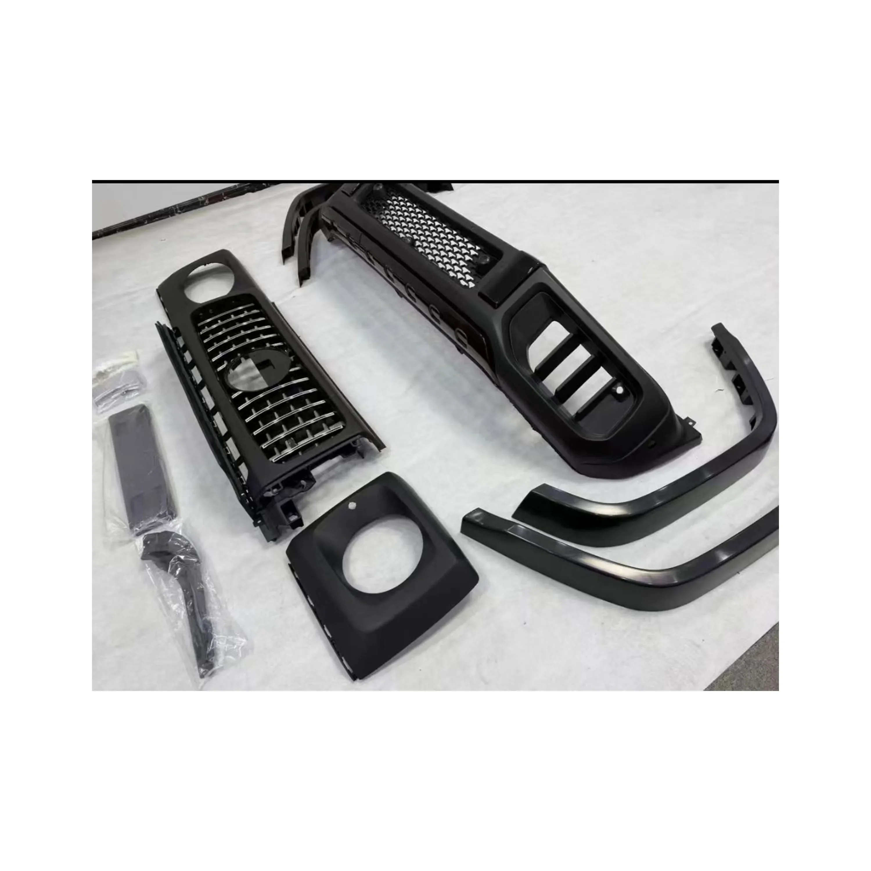 

Suitable for Mercedes Benz G350 G500 G63 front bumper modified and upgraded to 2025 G63 Original second-hand car parts
