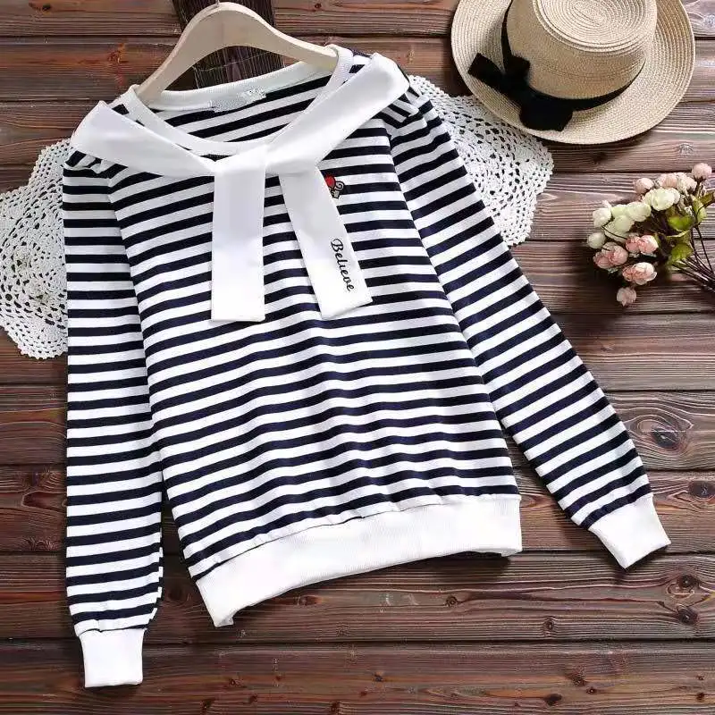 

Women Fashion O-Neck Bandage Decor Oversize Loose Base T-Shirt 2023 New Spring Summer Striped Tshirt Tops for Female Hooded Wear