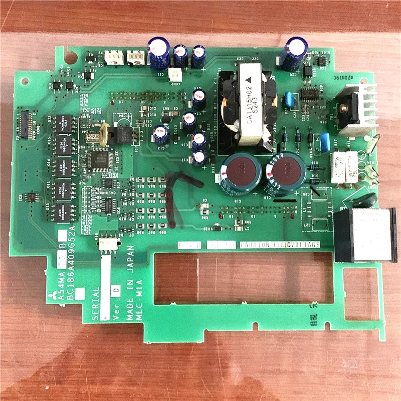 

The frequency converter A540-A500 is a 5.5 and 7.5KW power board A54MA7.5B and BC186A409G52