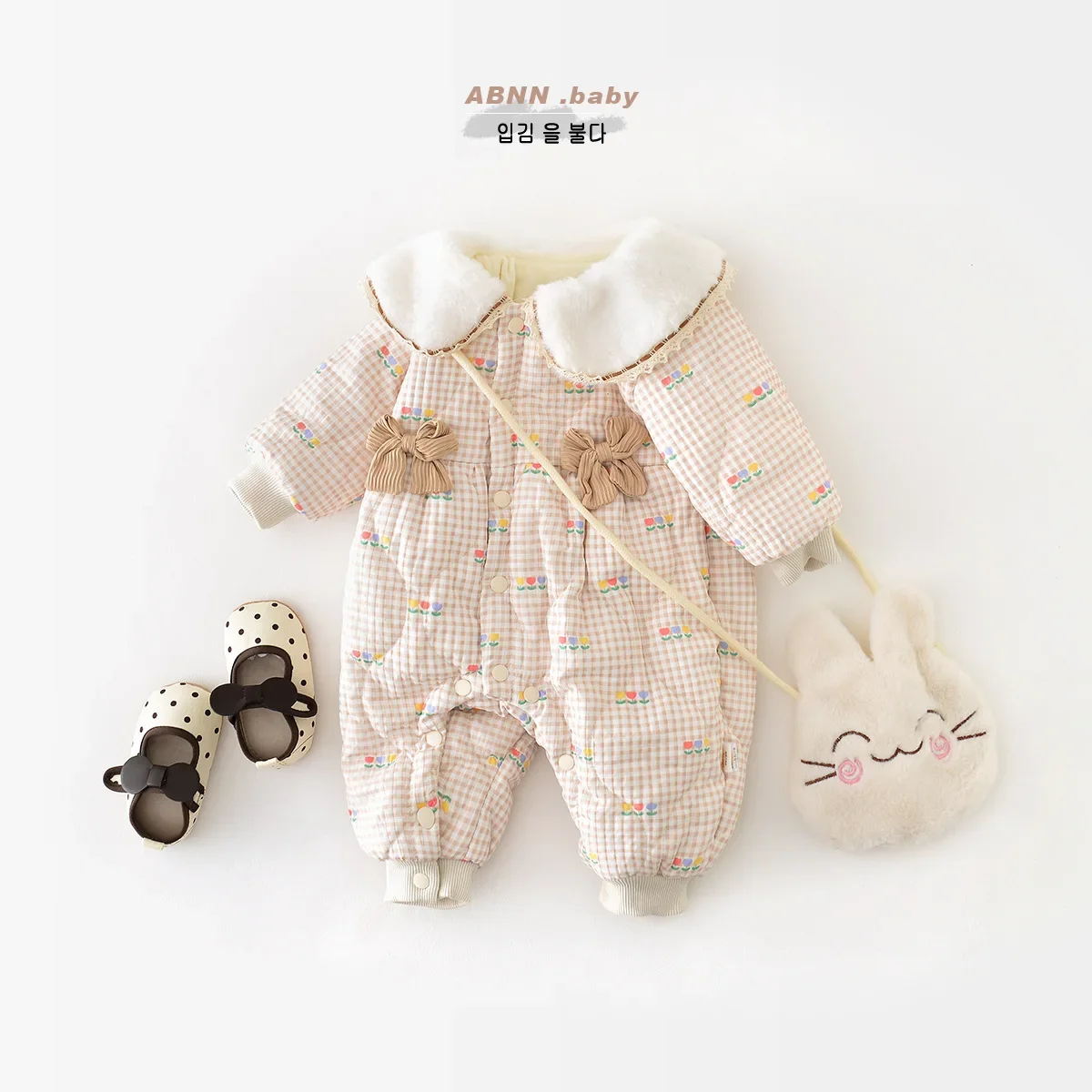 

Winter Baby Girls Warm Long Sleeve Romper Bow Plus Velvet Thick Newborn Lapel Padded Jumpsuit Infant Thick Warm Clothes 0-24M