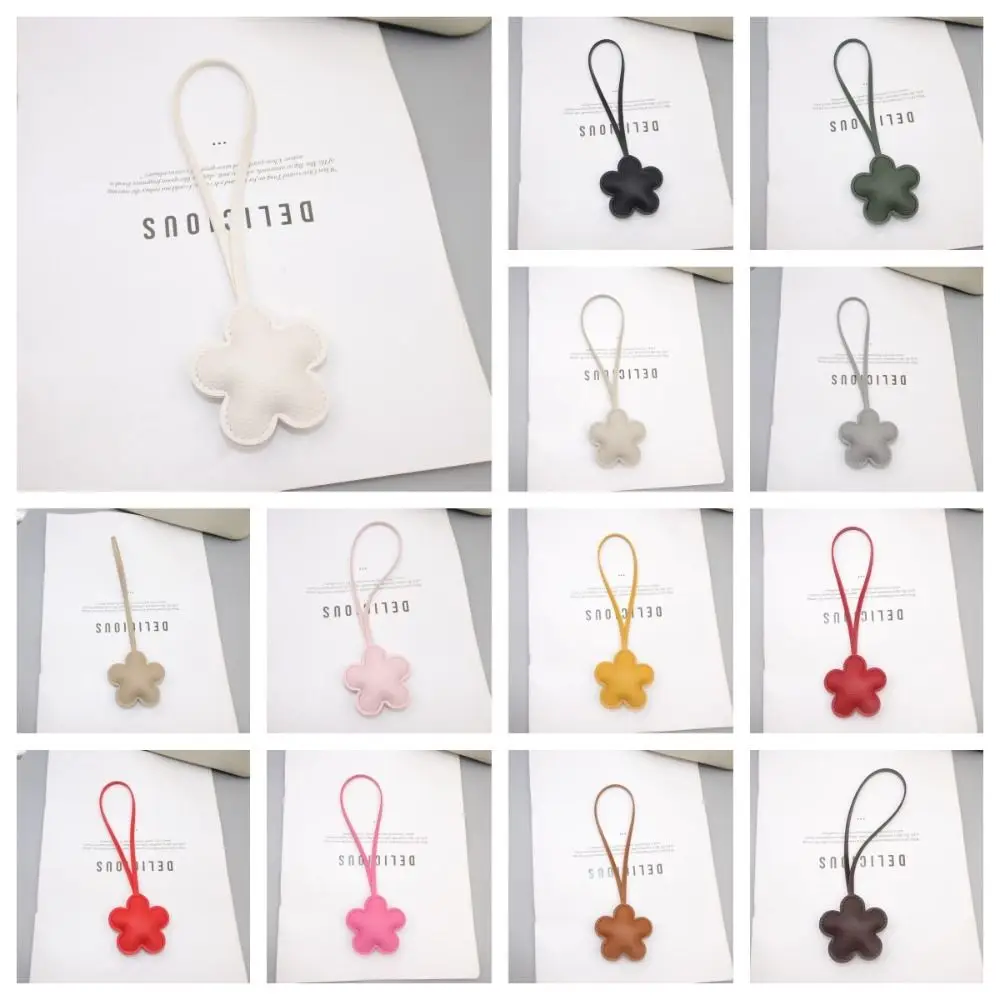 Leuke PU lederen bloem sleutelhanger auto sleutelhanger cartoon PU lederen hanger 13 kleuren mode tas hanger tas ornament
