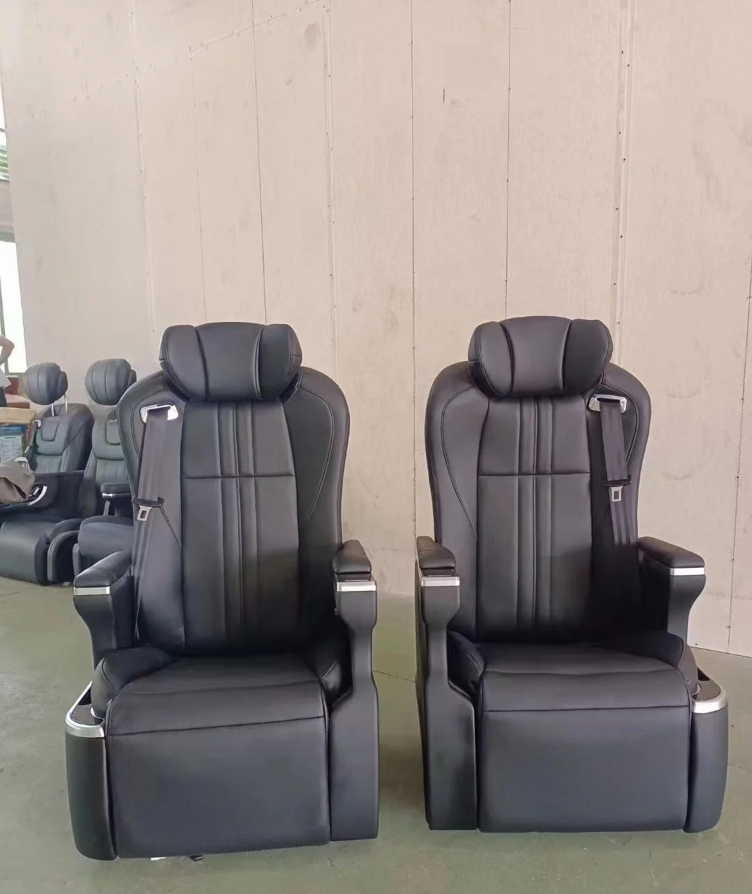 

Cheap Conversion Luxury VIP Seats for Sienna Alphard Limousines Van Seat