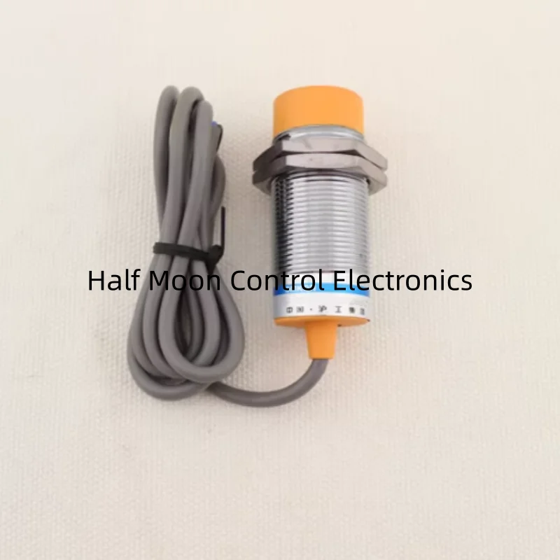 2PCS New Hugong proximity switches LJC30A3-H-Z/BX LJC30A3-H-Z/AX LJC30A3-H-Z/BY LJC30A3-H-Z/AY LJC30A3-H-J/EZ LJC30A3-H-J/DZ