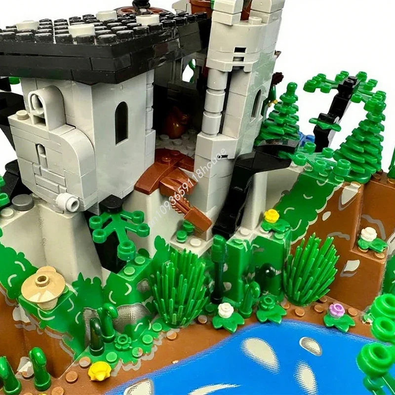 

538pcs MOC Forestmen Rope Escape Hideout Castle Forestmen Building Blocks Christmas Stress-Relief Collector For Adults Gift