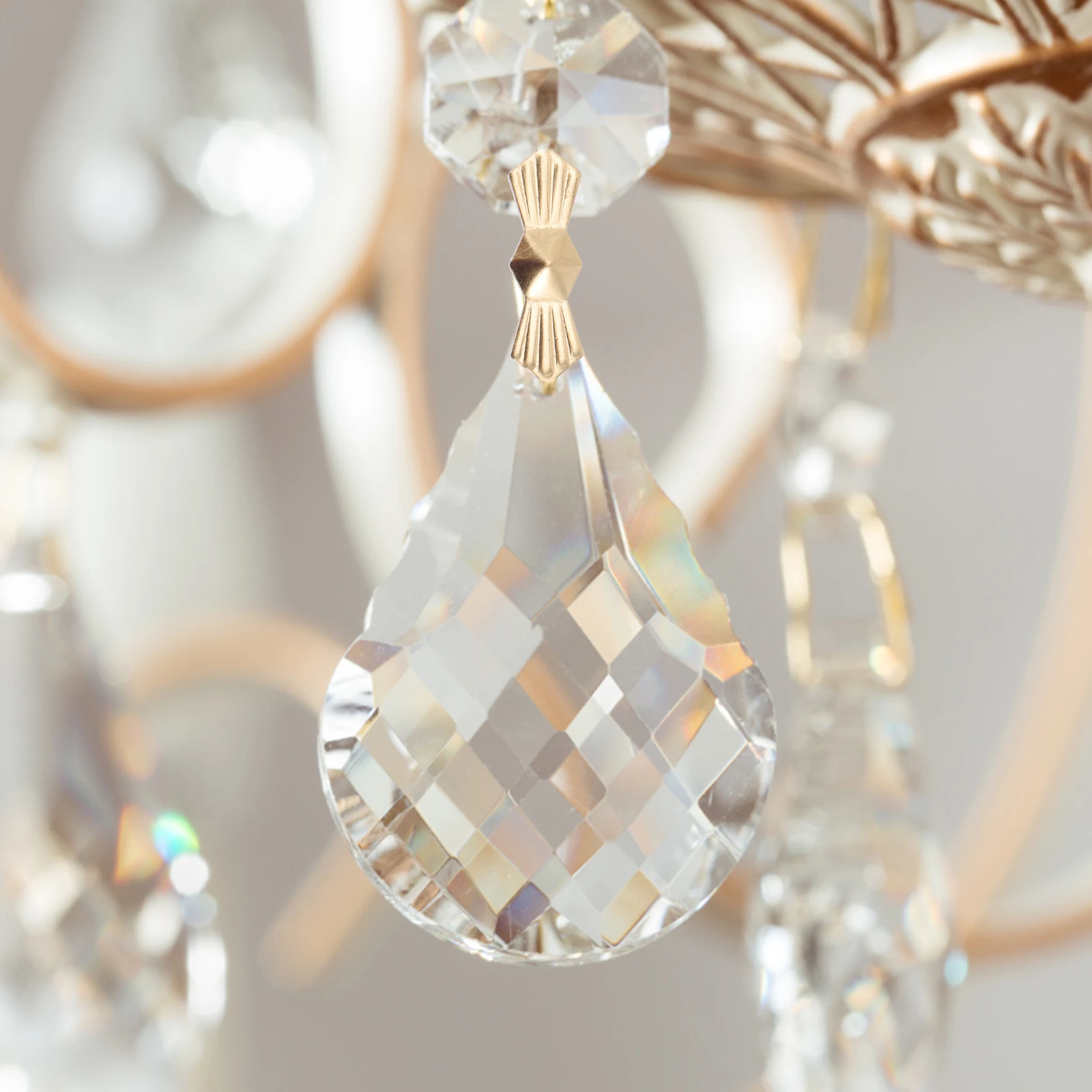 

200Pcs Accent Bow Tie Clips Chandelier Crystal Bead Connectors Gold Metal Ceiling Light Fixtures