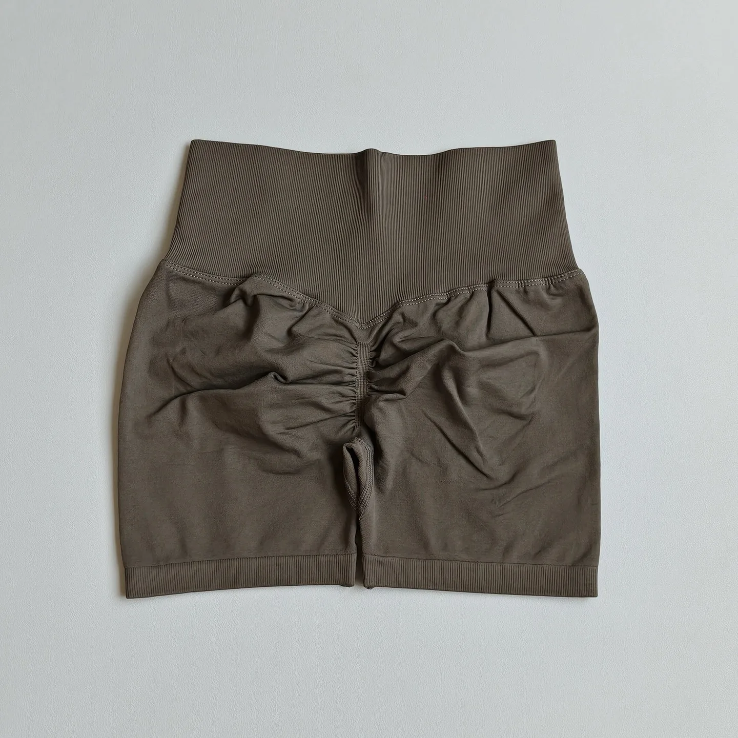 Hochelastische Fitness-3/4-Hose, stoßdämpfende, pfirsichförmige, figurformende Hose, eng anliegende Fitness-Shorts mit Bauchkontrolle für Damen – Detail 6