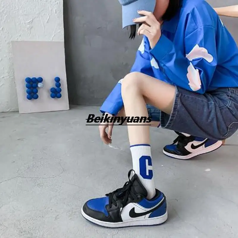 Online celebrity trend letter big C socks women spring and summer new ins checkerboard socks blue-green striped letter socks