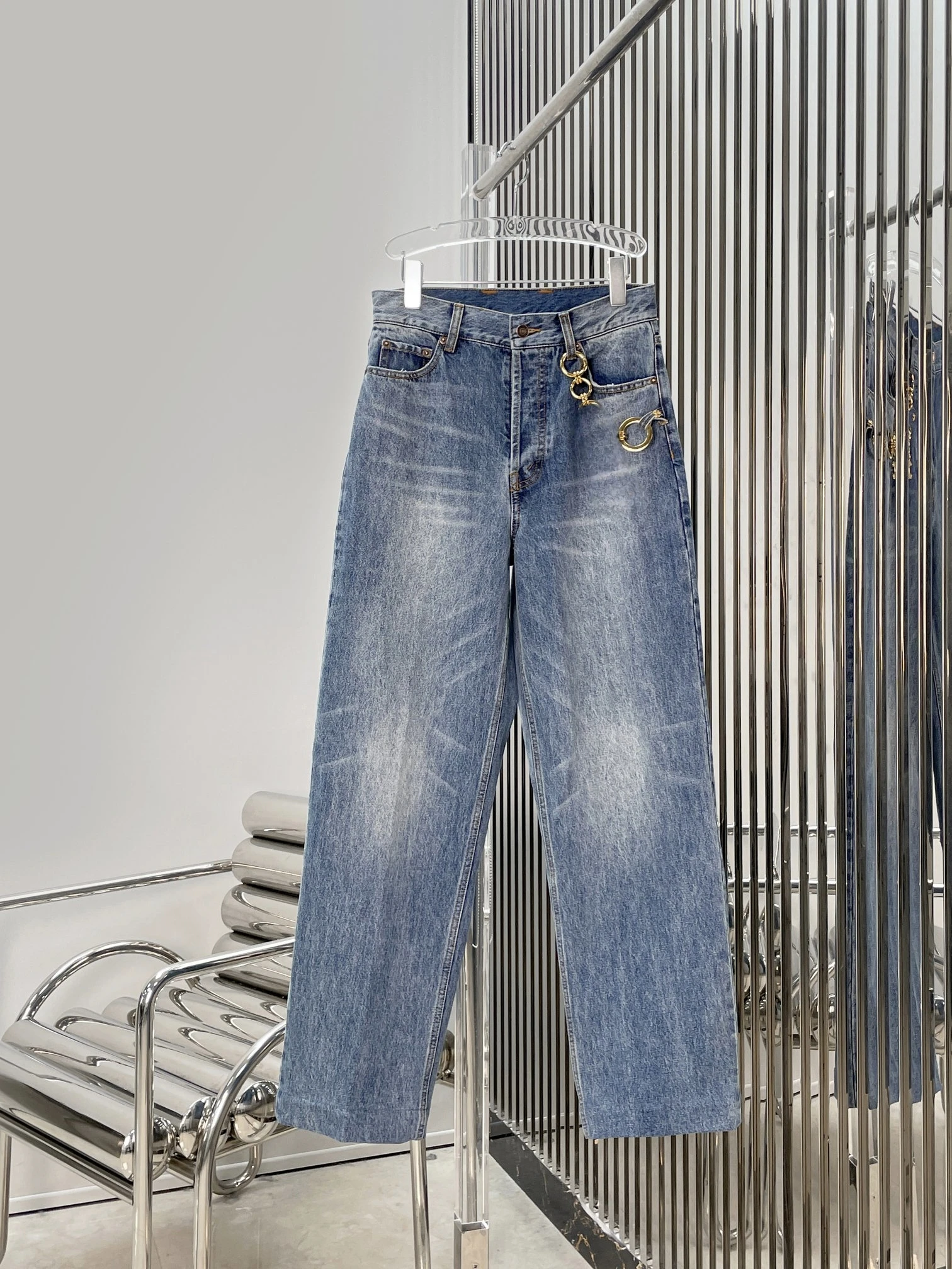 

High Waist Straight Leg Jeans Women's Metal Pendant Decoration Loose Slimming Fashionable Style Summer Casual High Waist Jeans
