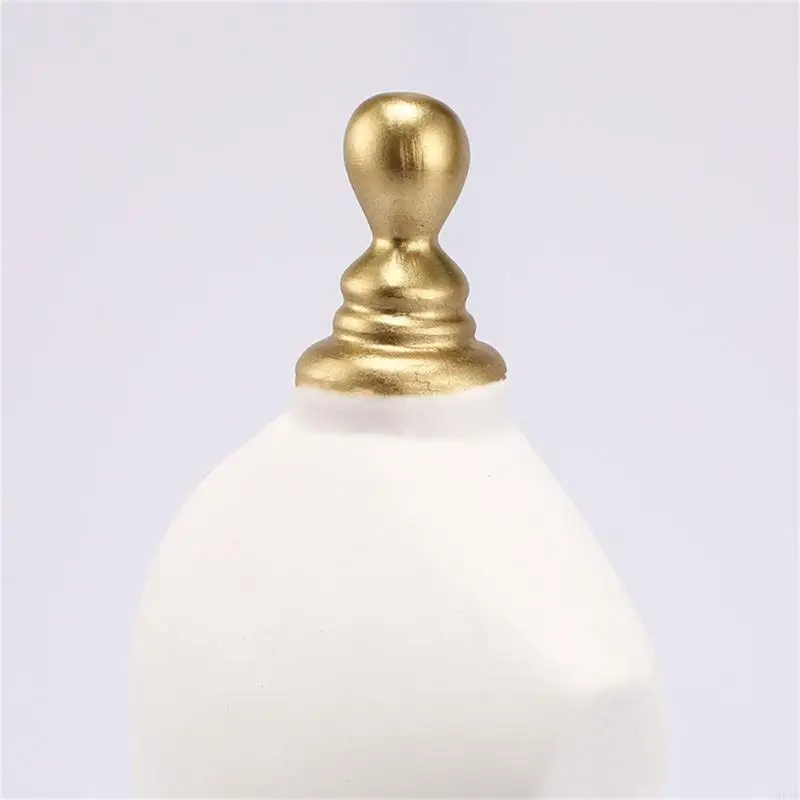 

Sophisticated Jewelry Showcases Stand Multifunctional Necklace Display Organizers Stand for Shop Counter Presentation