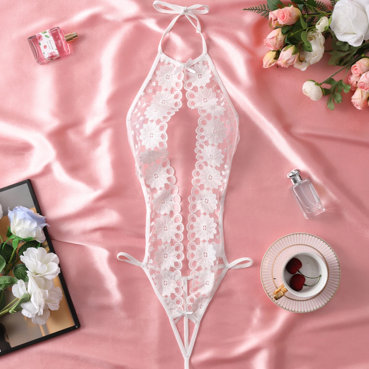 Seamless Lingerie Set Sexy Costume Female Crotchless Bodysuits Underwear Women Lace Sling Patchwork String Sheer Bra Set