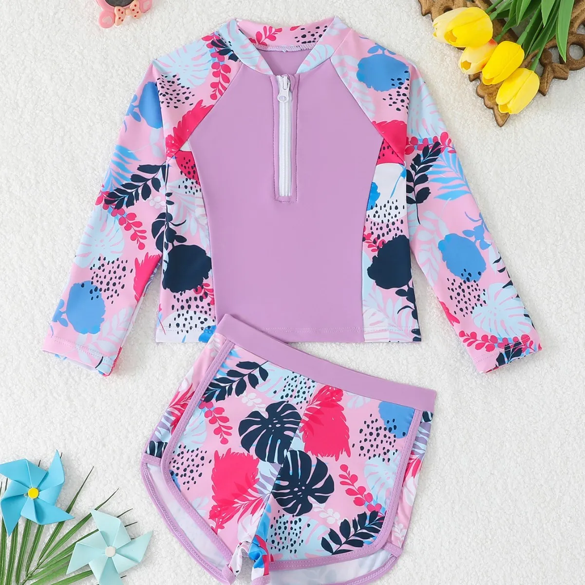 Girls Leaf Print 2 Piece Rash Guard Set Long Sleeve Half Zip Front Children's Swim Top Boyshort Bottom Kids Surf Bathing Suit