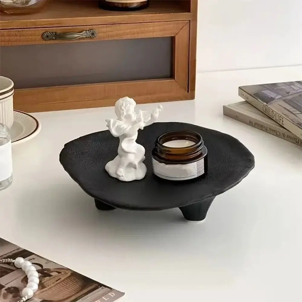 

Unique Ceramic Jewelry Storage Tray Creative Artistic Three Legged Tray Portable Simple Desktop Storage Plate Entrance