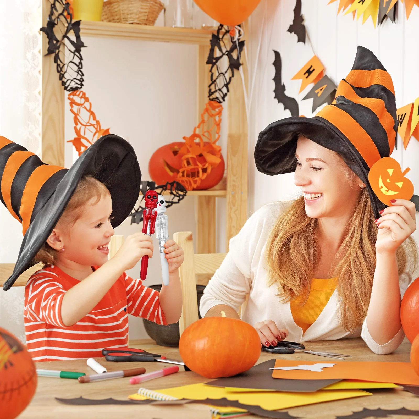 

3 шт., шариковые ручки на Хэллоуин, тыква, череп, светящаяся темная ручка для письма, креативные канцелярские принадлежности, подарок для школьной вечеринки