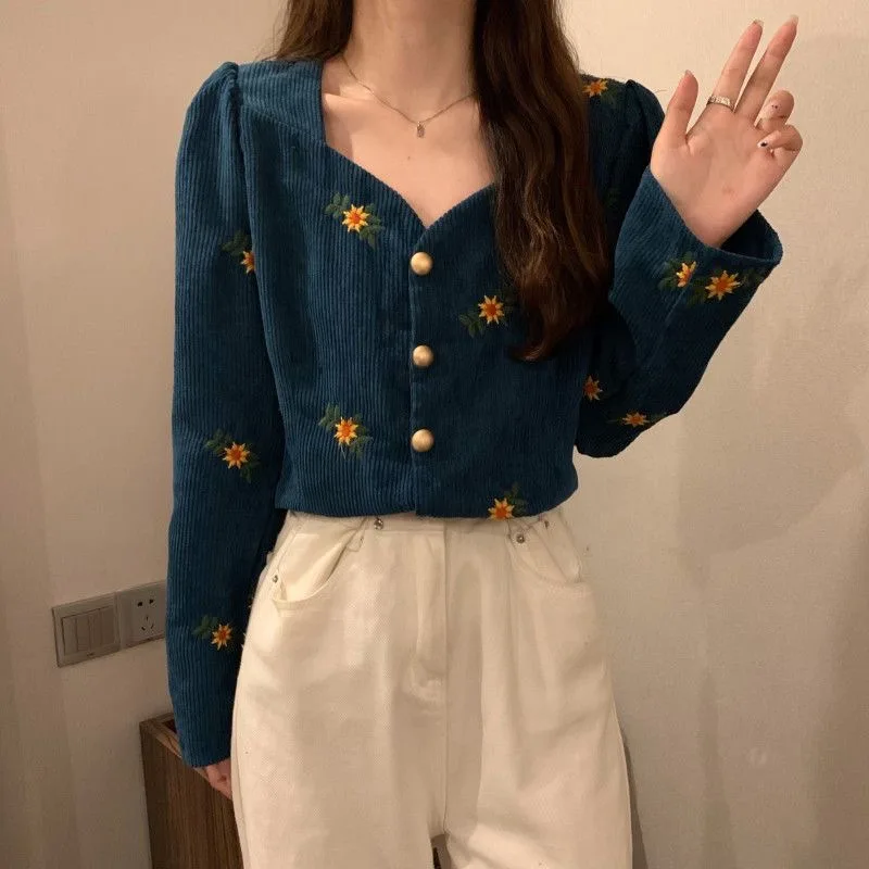 

Women Winter Autumn Style Blouses Shirts Lady Casual Long Sleeve Square Collar Daisy Embroidery Pullover Tops ZZ2070