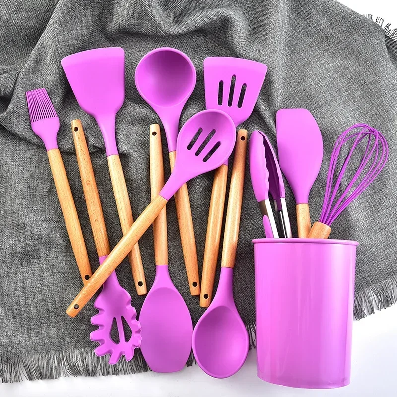 A 12-Piece Wooden Handle Silica Gel Kitchen Ware Creative Kitchen Utensils Cooking Ladel Kitchen Set