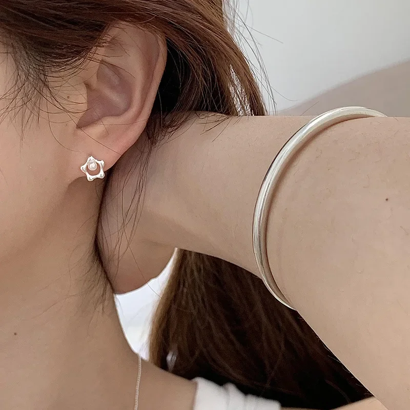 Cute Creative 925 Sterling Silver Hollowed-out Five-pointed Star Small Pearl Stud Earrings  for Women Korean Jewelry Accessories