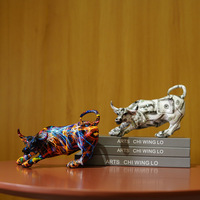 Wall Street Bull Animal Resin Sculpture Crafts Ornaments, Modern Home Living Room TV Cabinet Office Desktop Decoration Gift
