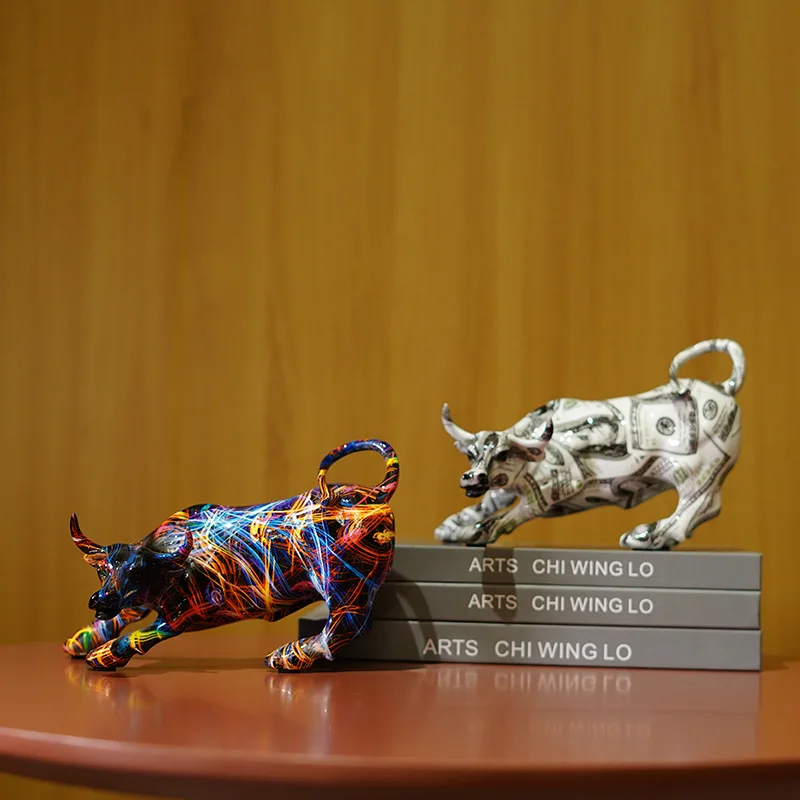 Wall Street Bull Animal Resin Sculpture Crafts Ornaments, Modern Home Living Room TV Cabinet Office Desktop Decoration Gift