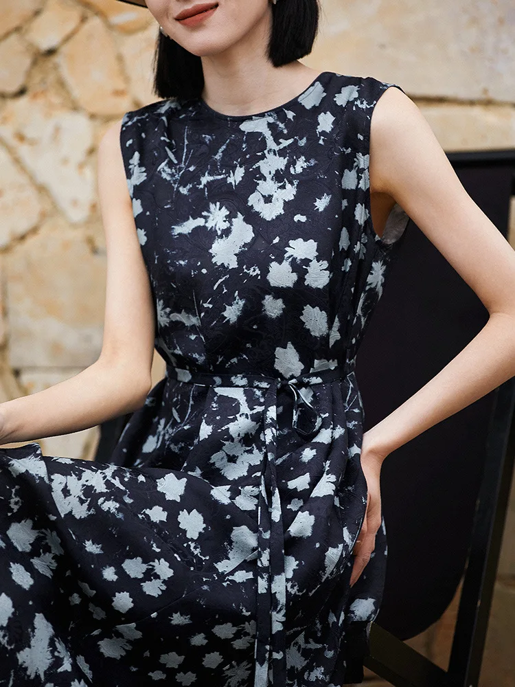 Silk Floral Print Sleeveless Waist-tight Dress 2025 Summer Mulberry Silk French Style Elegant Slimming Floral Long Dress