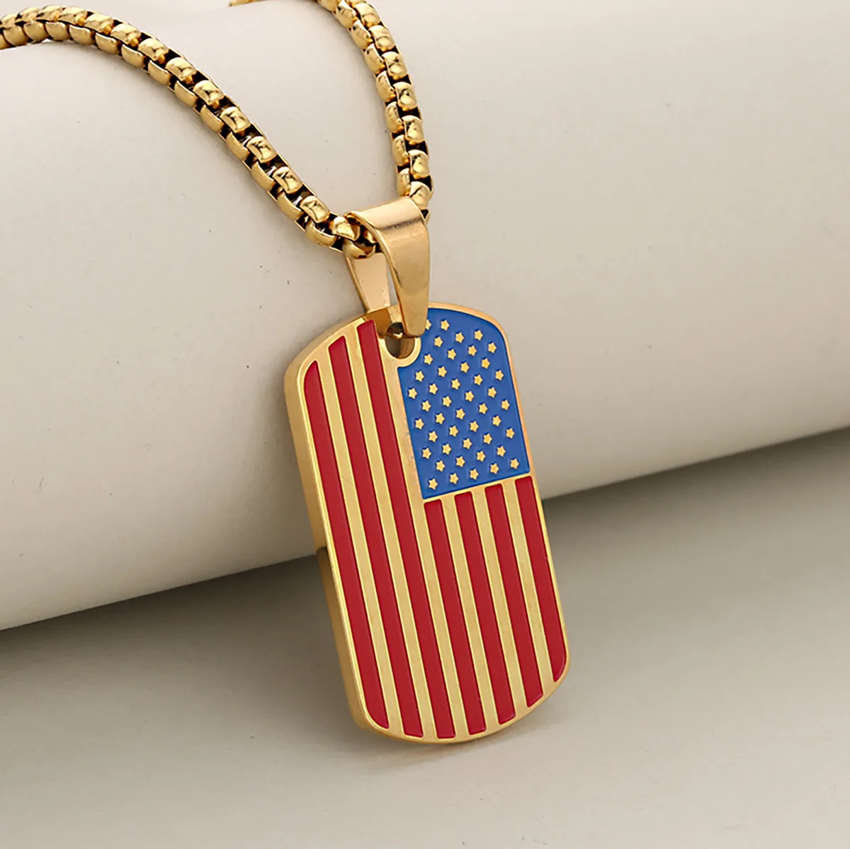 

Classic Memorial US Flag Oil Dripping Oval Dog Tag Stainless Steel Pendant Necklace for Men and Women, Style Essential