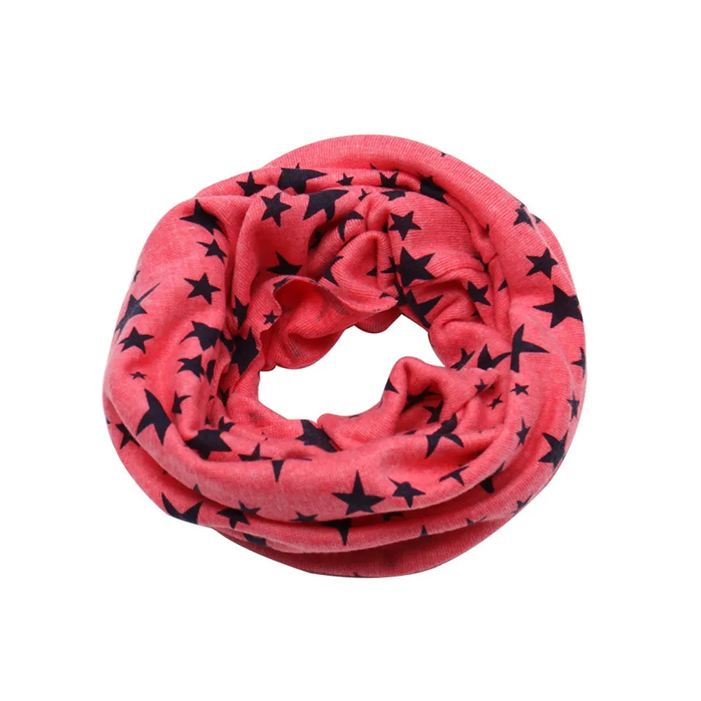 

Cotton Kids Neckerchief Five-Pointed Stars Print Winter Scarf for Boys and Girls Warm Stylish Outdoor Wear Grey