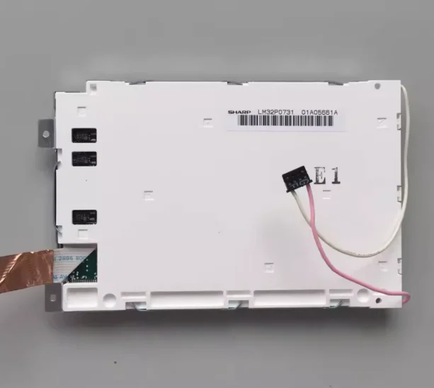 

wholesale The 5.7 Inch LCD New original LM32P0731