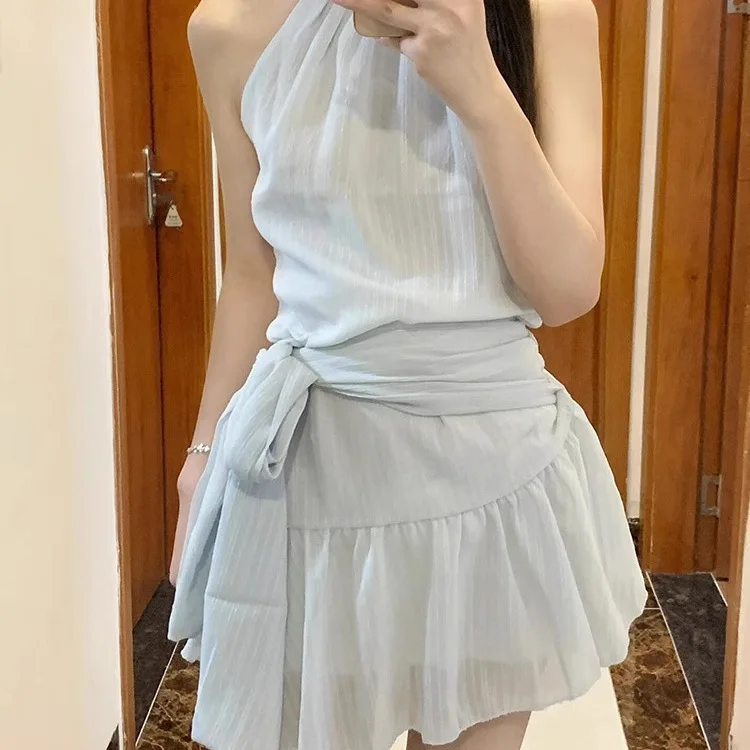 

Summer New Beautiful Hanging Neck Sleeve Dress Women's 2025 Holiday Style Waist Cinching Small Size A-Line Short Skirt