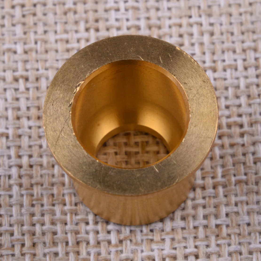 Boccola a tazza per isolatore del cambio T56 in ottone resistente, adatta per Commodore V8 a 6 velocità VT VU VY VX VZ