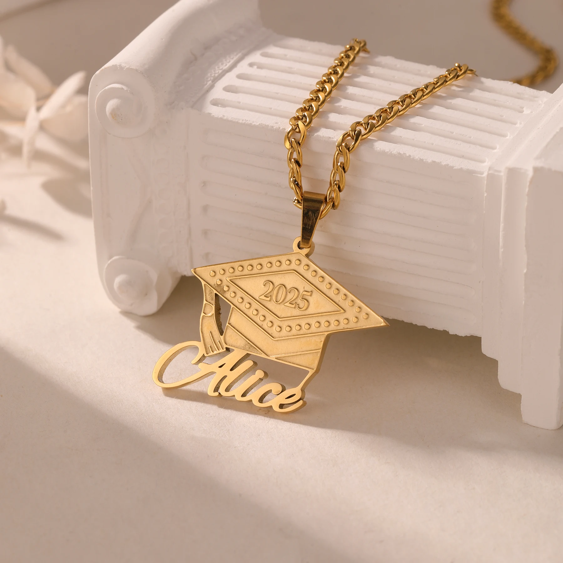 

Custom Graduation Necklace 2025 for Women Girls Stainless Steel Gold Plated Cap Pendant Personalized Name Jewelry Gift